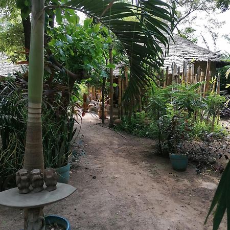 Tujereng Evergreen Eco Lodge Retreat מראה חיצוני תמונה